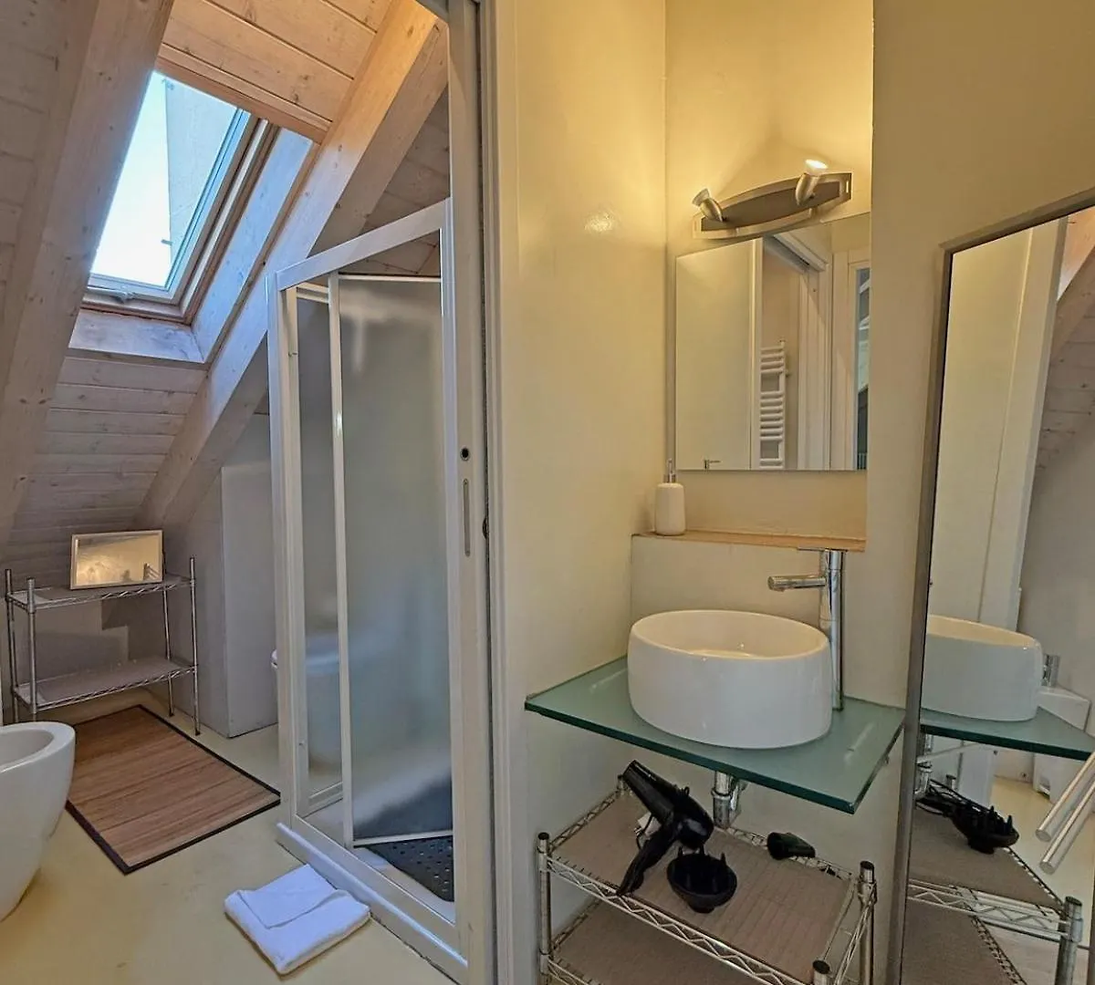Rooftop Corso Como Con Terrazzo Privato Milan Apartment