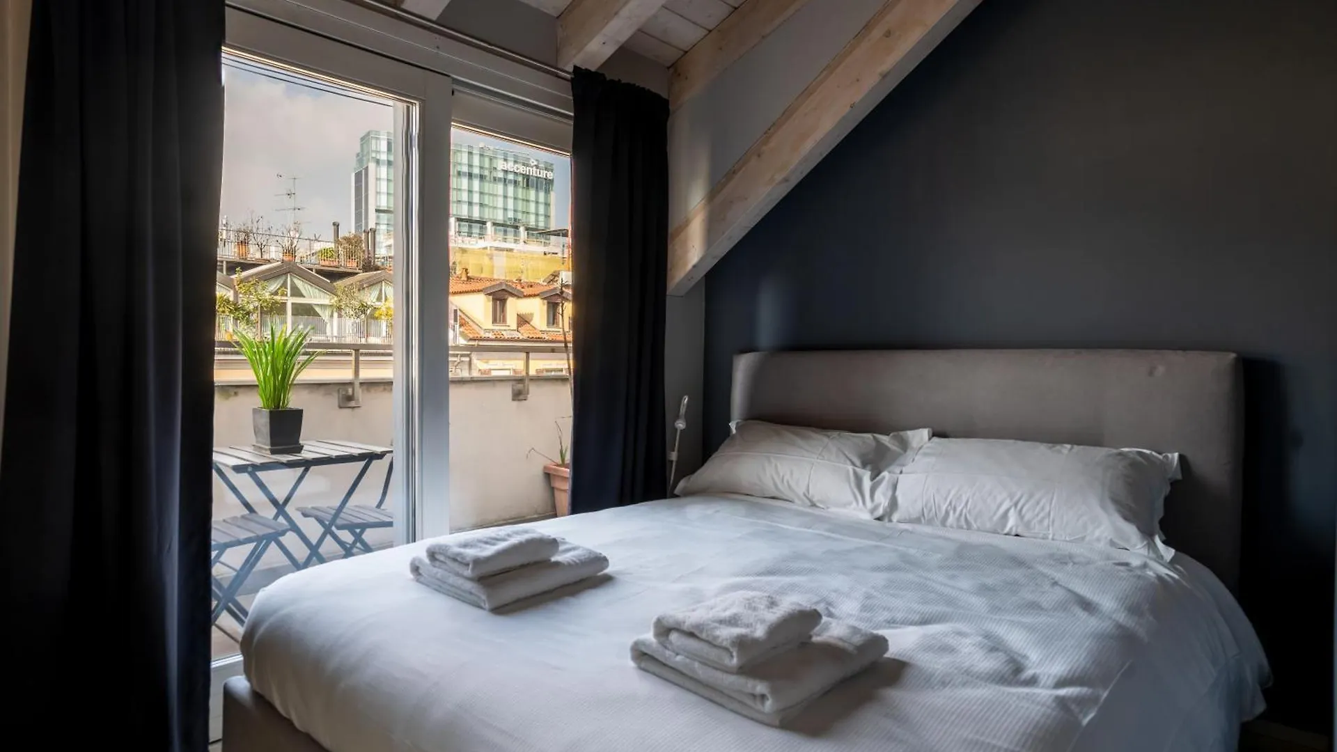 Rooftop Corso Como Con Terrazzo Privato Milano İtalya